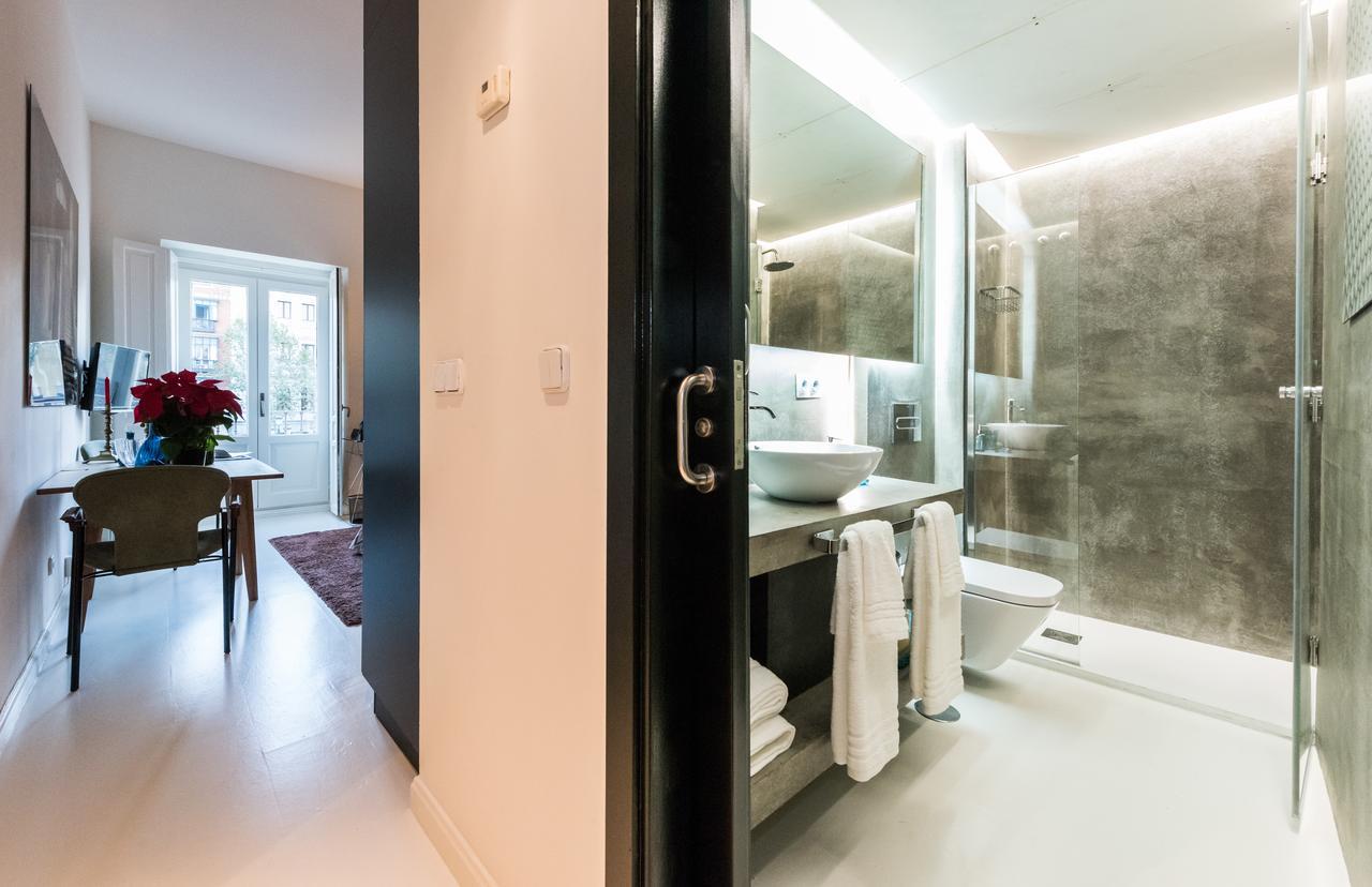 Plaza Santa Ana Apartment Madrid Luaran gambar