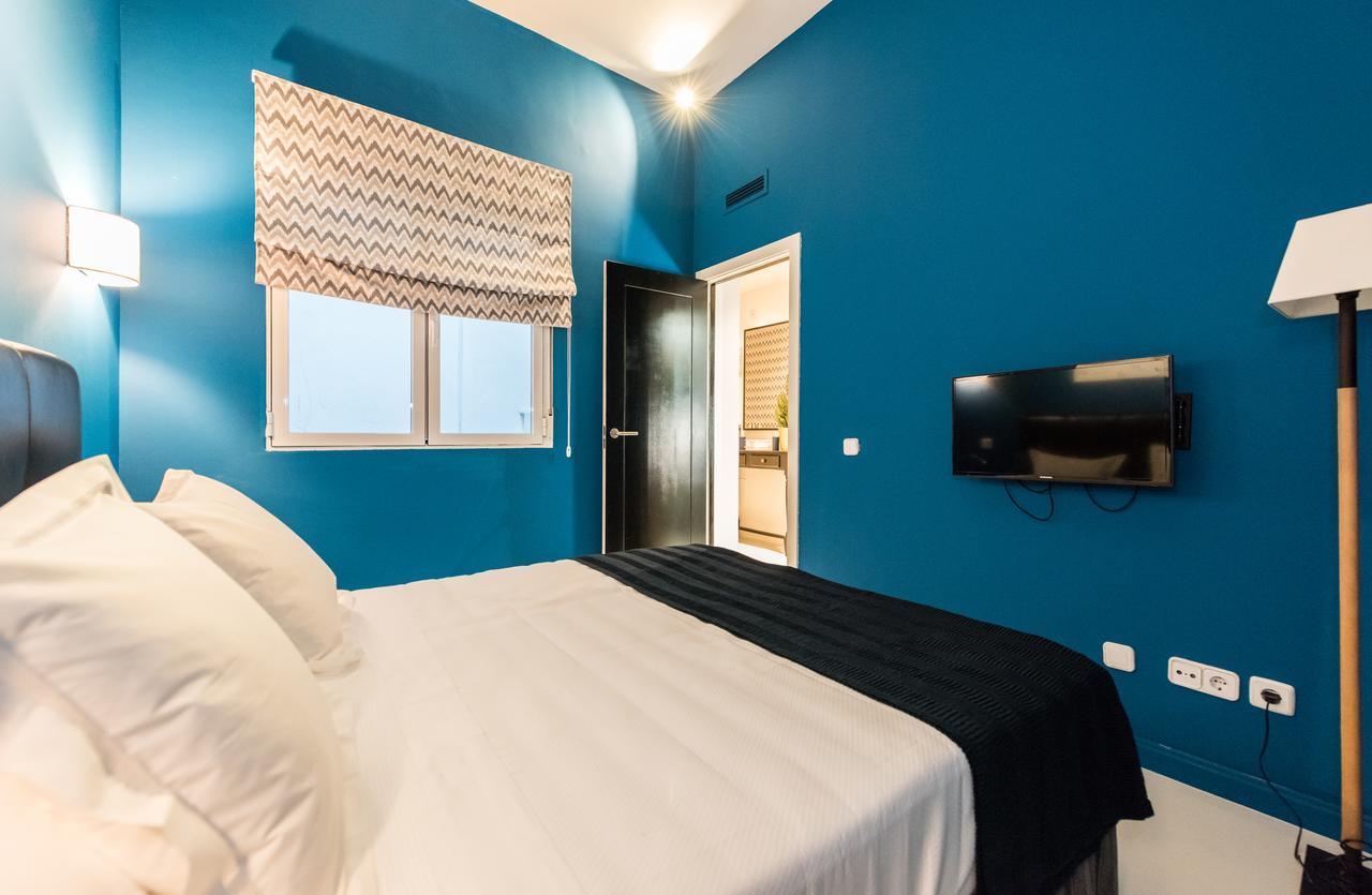 Plaza Santa Ana Apartment Madrid Luaran gambar